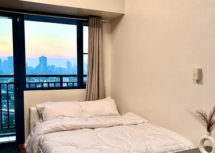 View Staycation With Balcony & Netflix 5*